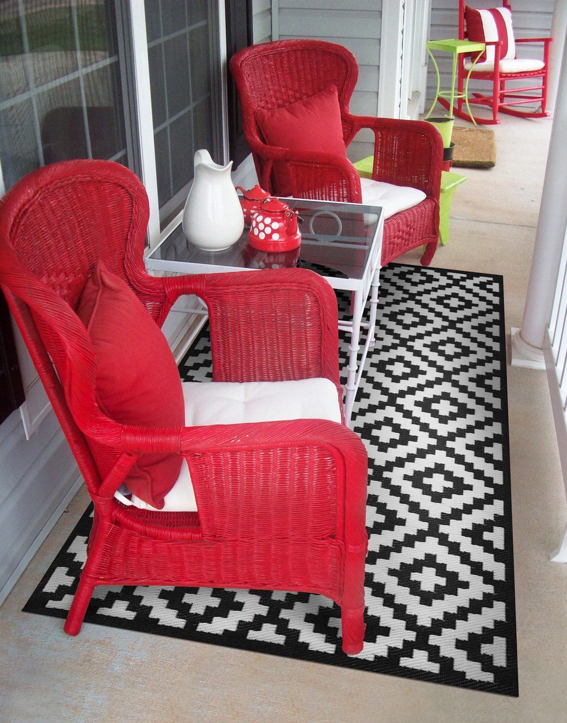 Nirvana Black White Outdoor Rug